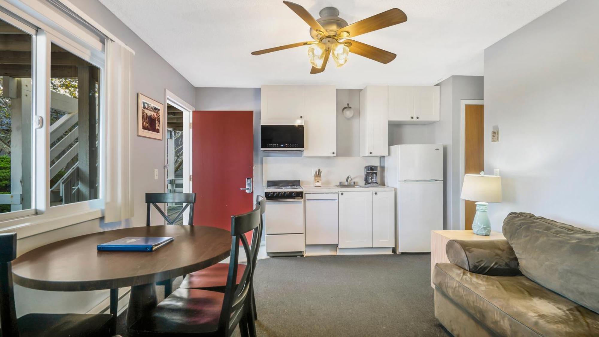 Montauk Oceanside Suites Екстер'єр фото